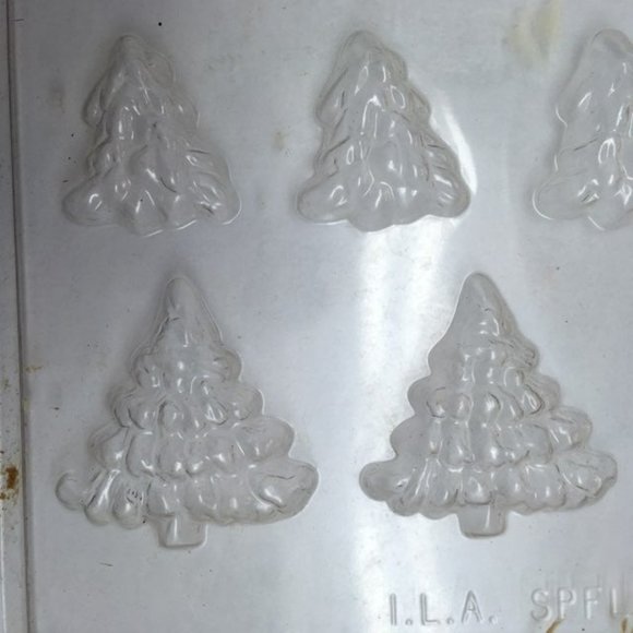 Plastic Craft Candy Mold Christmas Trees - Picture 2 of 4